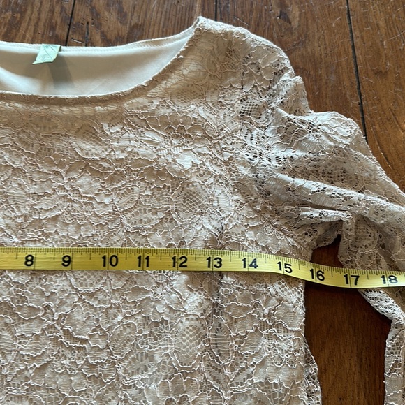 Dress - Picture 6 of 8